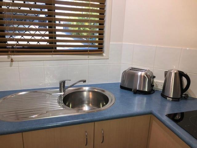 גלדסטון Central Studio Accommodation מראה חיצוני תמונה